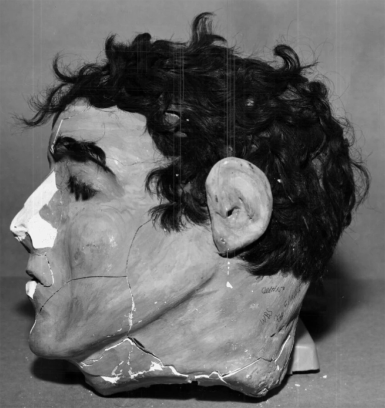 Alcatraz escape mystery dummy heads used by Frank Morris and the Anglin brothers